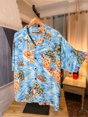 Ocean Current Hawaiian Surfing & Hula Button Up Short Sleeve Shirt